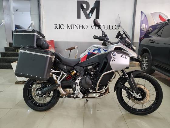 BMW F 900 GS ADVENTURE BMW F 900 GS ADVENTURE